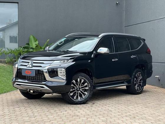 MITSUBISHI PAJERO SPORT 2.4 16V MIVEC TURBO DIESEL HPE-S AWD AUTOMÁTICO
